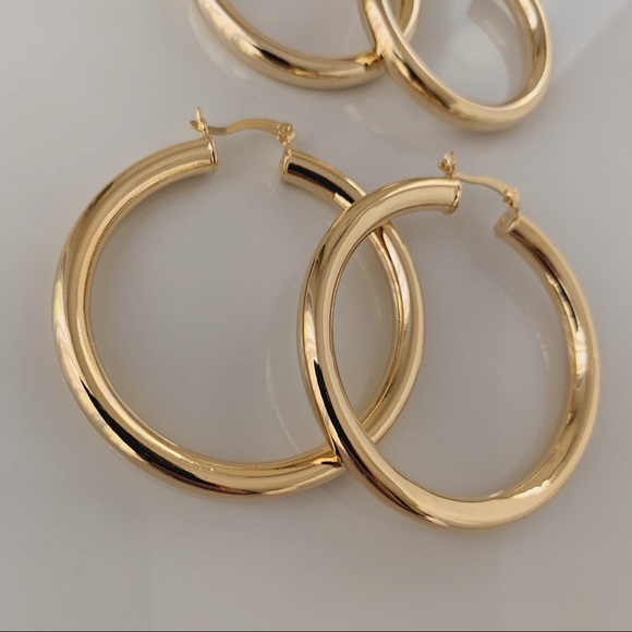 Tube Hoops | 18k Gold Filled - Picture 5 of 6